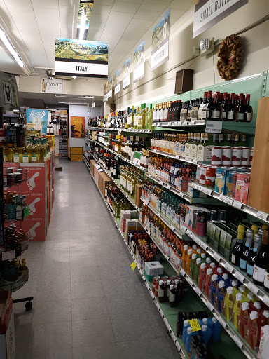 Liquor Store «Parkway Wine & Spirits Inc», reviews and photos, 3912 Vestal Pkwy E, Vestal, NY 13850, USA