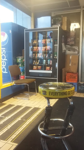 Auto Repair Shop «In-N-Out Automotive Repair», reviews and photos, 702 N Baldwin Ave, Marion, IN 46952, USA