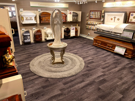 Funeral Home «Funeraria Luz de Paz / Rodriguez Funeral Services», reviews and photos, 426 E Washington Ave, Bridgeport, CT 06608, USA