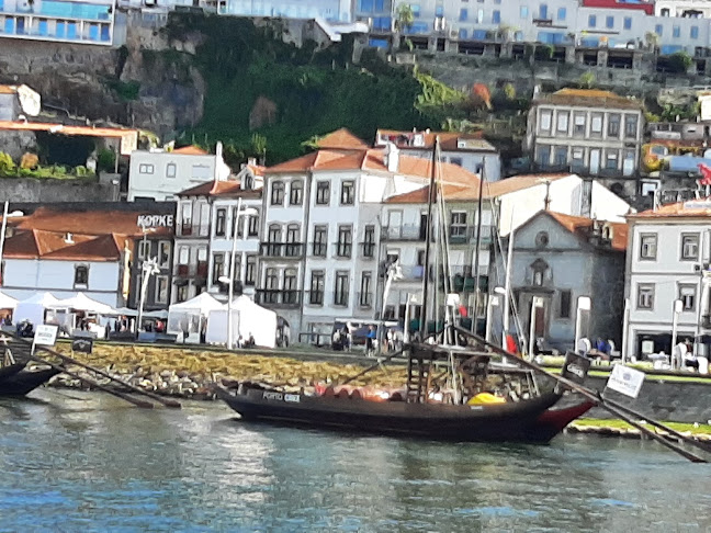 R. de Gonçalo Sampaio 361, Porto, Portugal