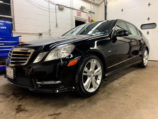 Used Car Dealer «Auto Warehouse», reviews and photos, 218 Main St, Poughkeepsie, NY 12601, USA