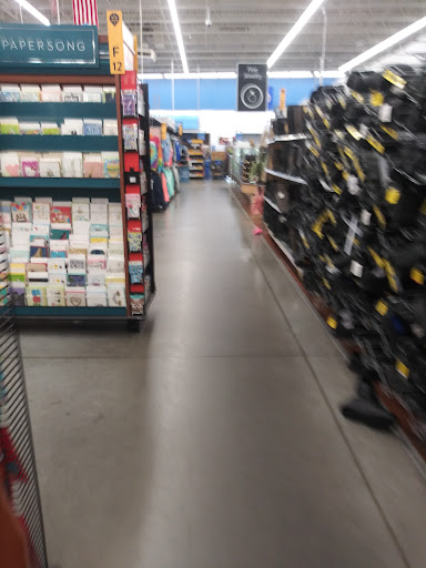 Discount Store «Walmart», reviews and photos, 12200 River Ridge Blvd, Burnsville, MN 55337, USA