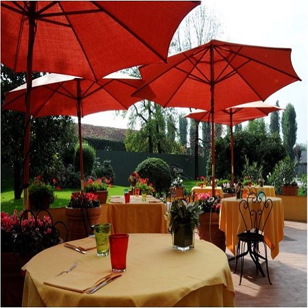 hôtels Hotel Cascina Marisa Opera en italie