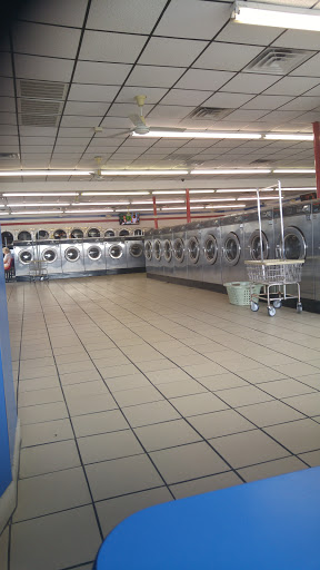 Laundromat «Wash Land Laundromat», reviews and photos, 3948 Holland Road, Virginia Beach, VA 23452, USA