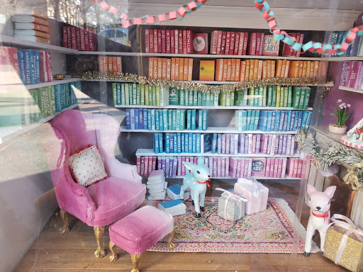 Book Store «Little Shop of Stories», reviews and photos, 133 E Court Square # A, Decatur, GA 30030, USA