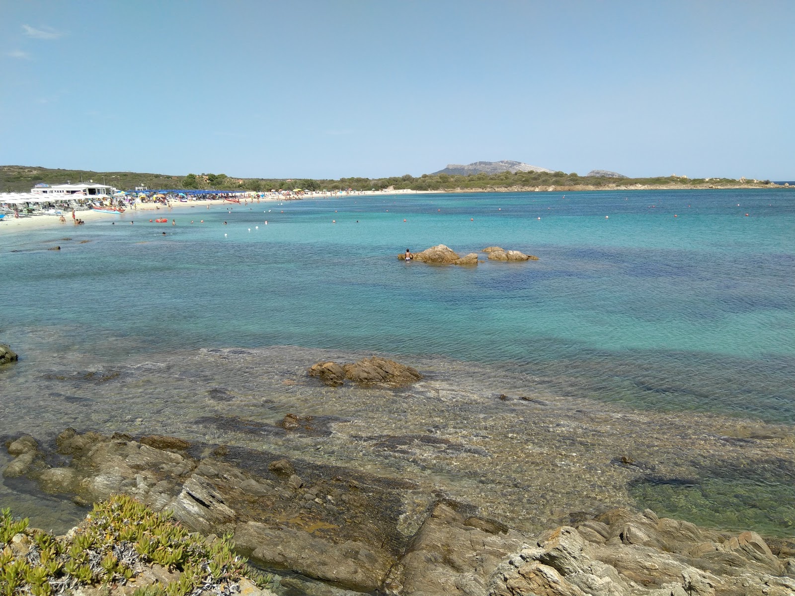Foto de Praia de Bados - lugar popular entre os apreciadores de relaxamento