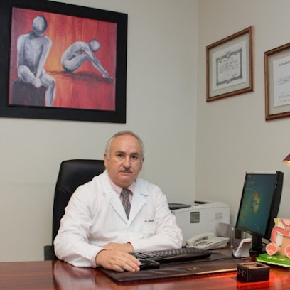 Dr. Edgardo Quiroz Neira, Ginecólogo