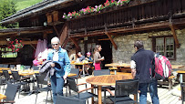 Atmosphère du Restaurant Refuge du Tornieux à Sallanches - n°3
