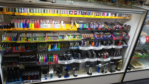 Tobacco Shop «Habits Vape & Smoke shop», reviews and photos, 8391 Folsom Blvd, Sacramento, CA 95826, USA