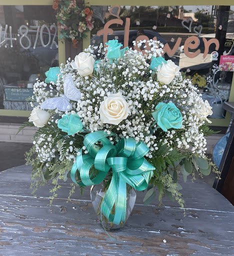 Florist «Country Cousins Flower shop», reviews and photos, 841 E Whittier Blvd, La Habra, CA 90631, USA