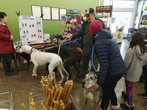 Pet Supply Store «Pet Supplies Plus», reviews and photos, 1970 Portage Trail, Cuyahoga Falls, OH 44223, USA