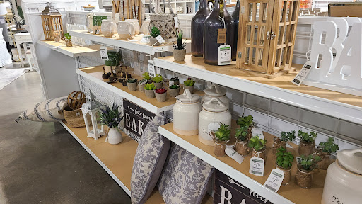 Furniture Store «Nebraska Furniture Mart», reviews and photos, 700 S 72nd St, Omaha, NE 68114, USA