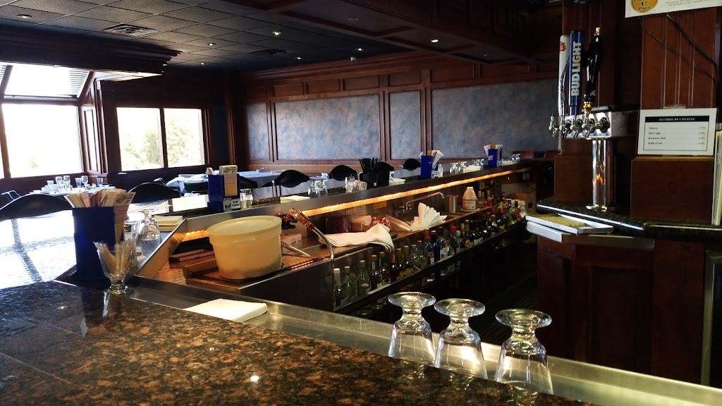 Deer Lake Back Court Restaurant 48346