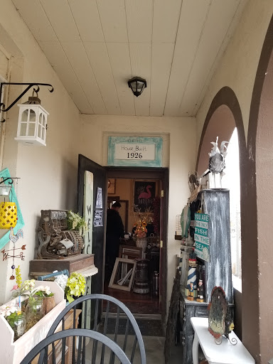 Shelley's Shop Around the Corner