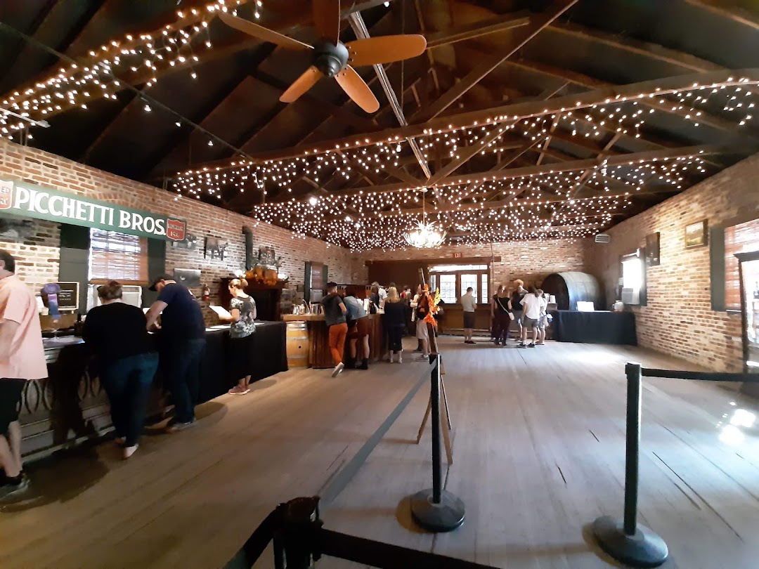 Picchetti Winery