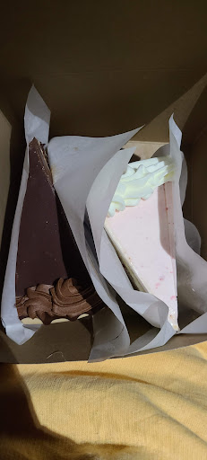 Bakery «Piece of Cake Bakery», reviews and photos, 8306 SE 17th Ave, Portland, OR 97202, USA