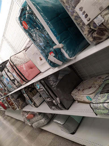 Clothing Store «Ross Dress for Less», reviews and photos, 3093 E Main St, Russellville, AR 72802, USA