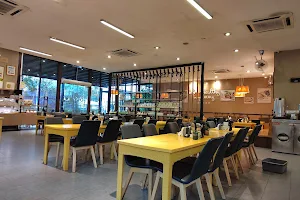 Mama Kim Wellness Kitchen Puchong Jaya image