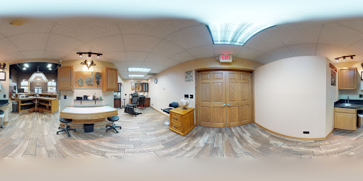 Tattoo Shop «Vanity Tattoo», reviews and photos, 28 S Western Ave, Carpentersville, IL 60110, USA