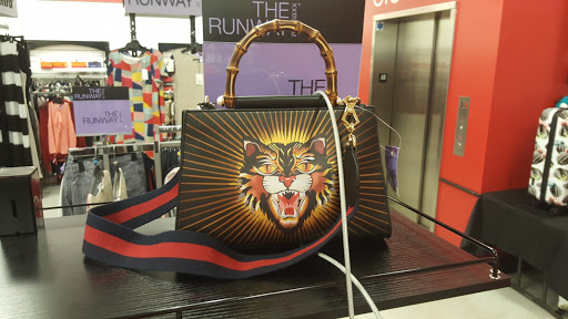 Department Store «T.J. Maxx», reviews and photos, 14651 Ventura Blvd, Sherman Oaks, CA 91403, USA