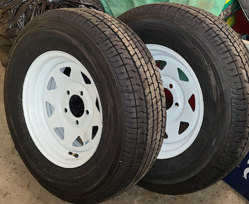 Tire Shop «Discount Tire Store - Howell, MI», reviews and photos, 3480 E Grand River Ave, Howell, MI 48843, USA