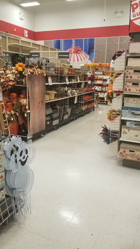 Craft Store «Michaels», reviews and photos, 1740 Walden Ave Ste 200, Cheektowaga, NY 14225, USA