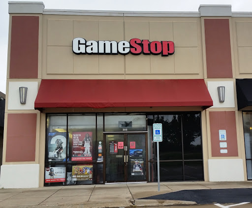 GameStop, 565 E Round Grove Rd STE 202, Lewisville, TX 75067, USA, 