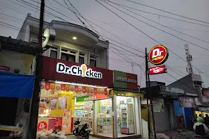 Dr. Chicken - Dramaga image