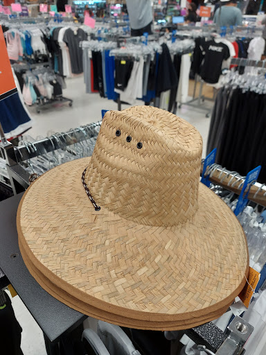 Sporting Goods Store «Big 5 Sporting Goods - Monterey Park», reviews and photos, 2062 S Atlantic Blvd, Monterey Park, CA 91754, USA