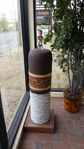 Tobacco Shop «Two Guys Smoke Shop», reviews and photos, 15 Spit Brook Rd, Nashua, NH 03060, USA