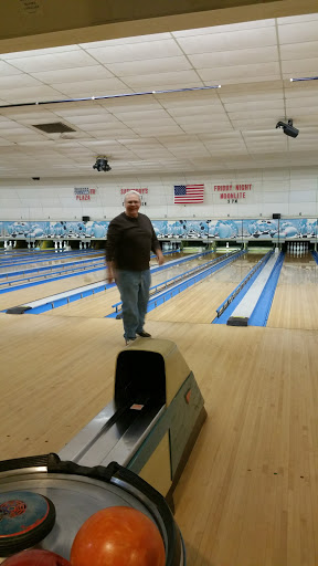 Bowling Alley «Plaza Lanes», reviews and photos, 3150 Ohio Ave, Connersville, IN 47331, USA