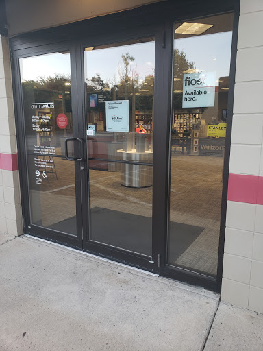 Cell Phone Store «Verizon Authorized Retailer – Cellular Sales», reviews and photos, 1831 Bethlehem Pike, Flourtown, PA 19051, USA
