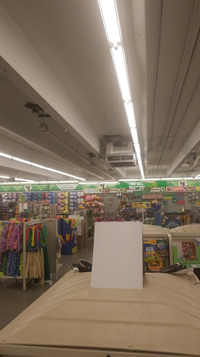 Dollar Store «Dollar Tree», reviews and photos, 6090 W 44th Ave, Wheat Ridge, CO 80033, USA