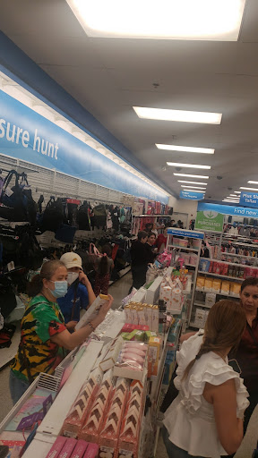 Clothing Store «Ross Dress for Less», reviews and photos, 241 N Glendale Ave, Glendale, CA 91206, USA