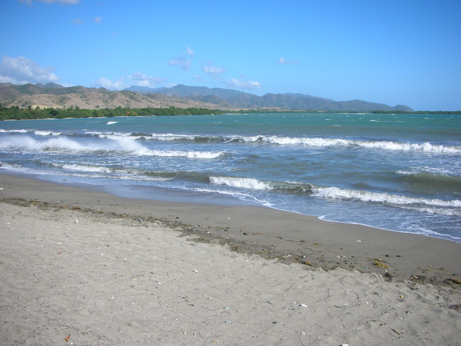 Fotografie cu Playa Paralon cu long bay