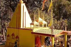 मां बगलामुखी मंदिर image