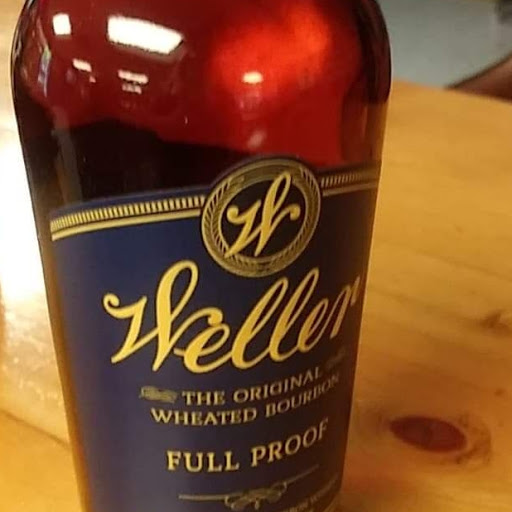 Liquor Store «County Line Liquor», reviews and photos, 15965 Dixie Hwy, Crittenden, KY 41030, USA