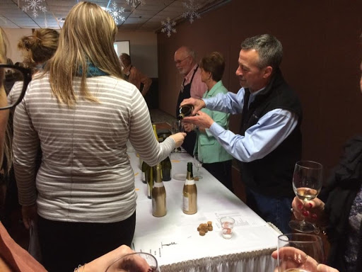 Liquor Store «Ideal Party Store», reviews and photos, 401 Salzburg Ave, Bay City, MI 48706, USA