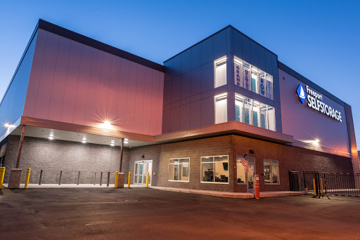 Self-Storage Facility «Freeport Self Storage», reviews and photos, 73 E Merrick Rd #1, Freeport, NY 11520, USA