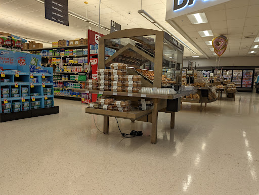 Supermarket «Super Stop & Shop», reviews and photos, 120 Salmon Brook St, Granby, CT 06035, USA