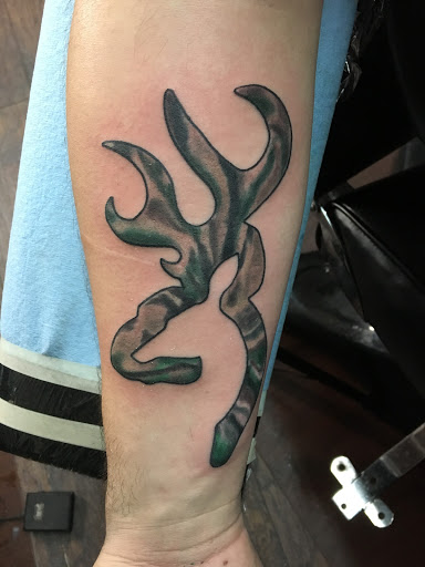 Explore colour tattoo sleeve ideas, creative tattoo ideas in Kingsford, available at Deft Tattoo Studio