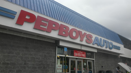Auto Parts Store «Pep Boys Auto Parts & Service», reviews and photos, 601 E Sunrise Blvd, Fort Lauderdale, FL 33304, USA