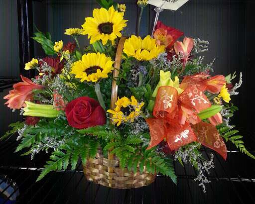 Florist «Victorian Garden florist», reviews and photos, 8543 W Boynton Beach Blvd, Boynton Beach, FL 33472, USA