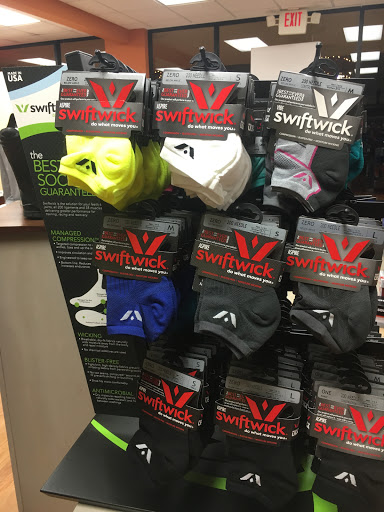 Sportswear Store «Fleet Feet Sports», reviews and photos, 4001 Virginia Beach Blvd # 139, Virginia Beach, VA 23452, USA