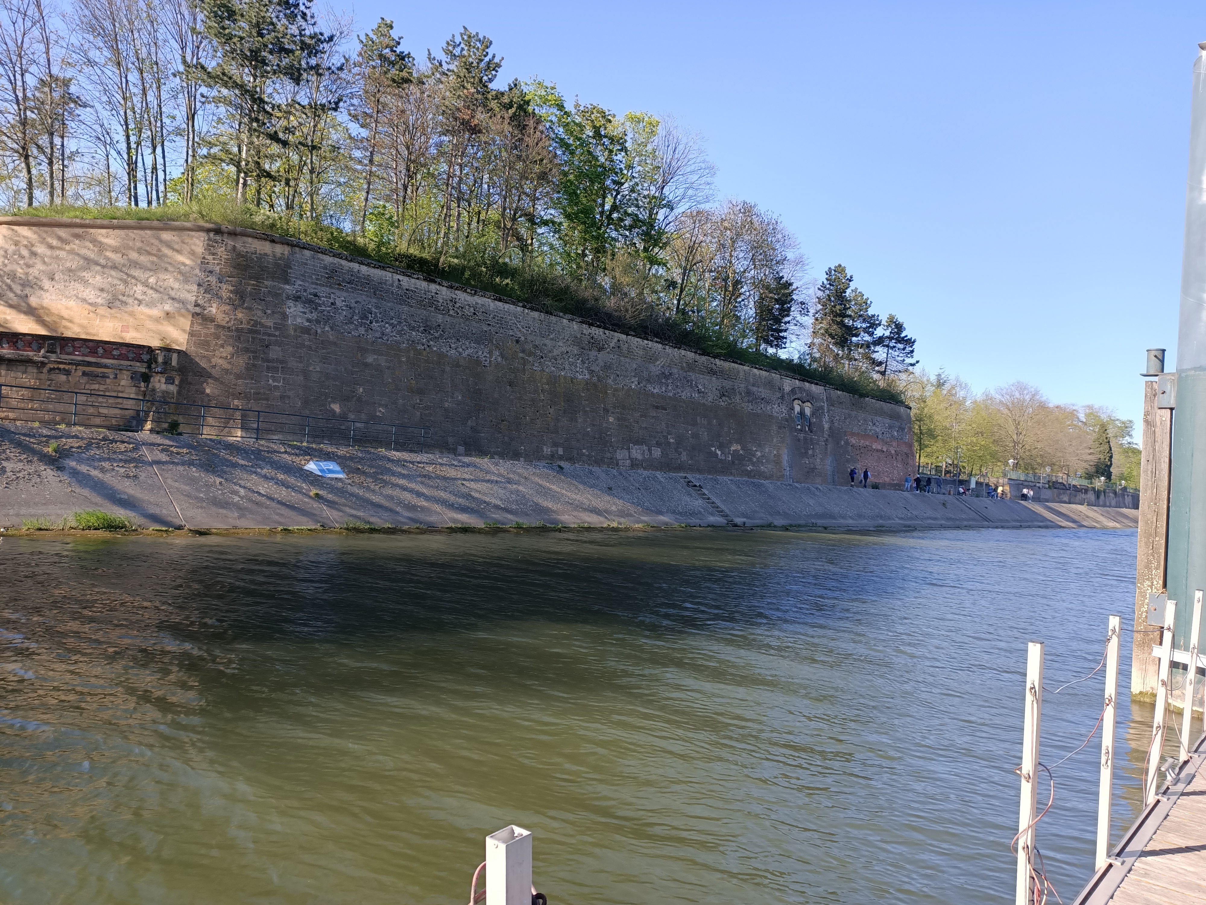 Photo n° 8 de l'avis de lien.t fait le 25/04/2021 à 16:06
