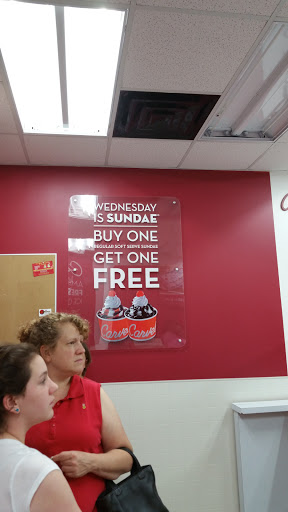 Ice Cream Shop «Carvel», reviews and photos, 2 Westbrook Dr, Cortlandt, NY 10567, USA