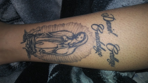 Tattoo Shop «Inkhart Tattoo Body Piercing», reviews and photos, 9046 S Ashland Ave, Chicago, IL 60620, USA