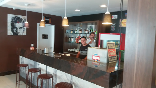 Cerenza Barbearia & Bar - Natal