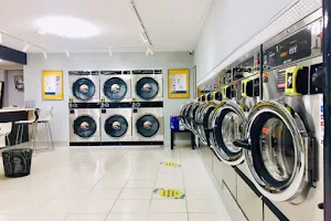 Zoom Laundry Co. image
