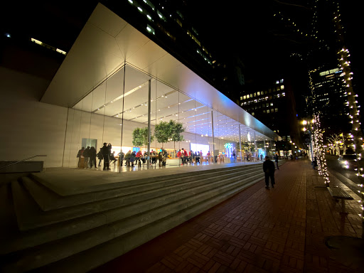 Computer Store «Apple Pioneer Place», reviews and photos, 450 SW Yamhill St, Portland, OR 97204, USA